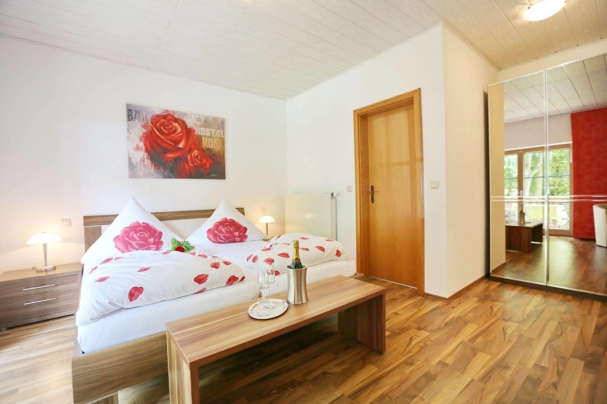 Landhotel Villa Moritz Garni Oberahr Екстериор снимка